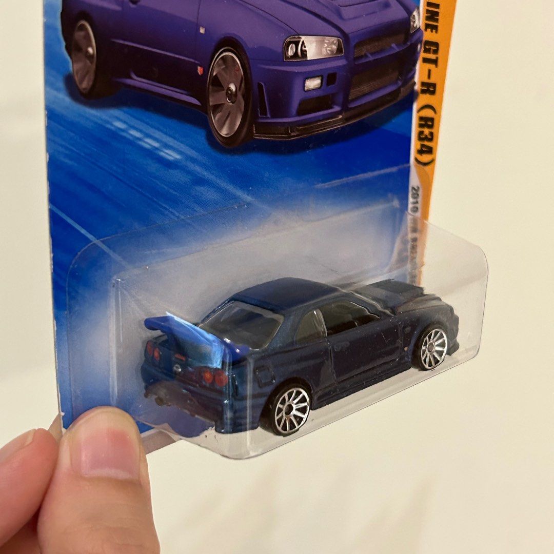 Hot Wheels Nissan Skyline GT-R R34 First Edition, blue colour Plastic ...