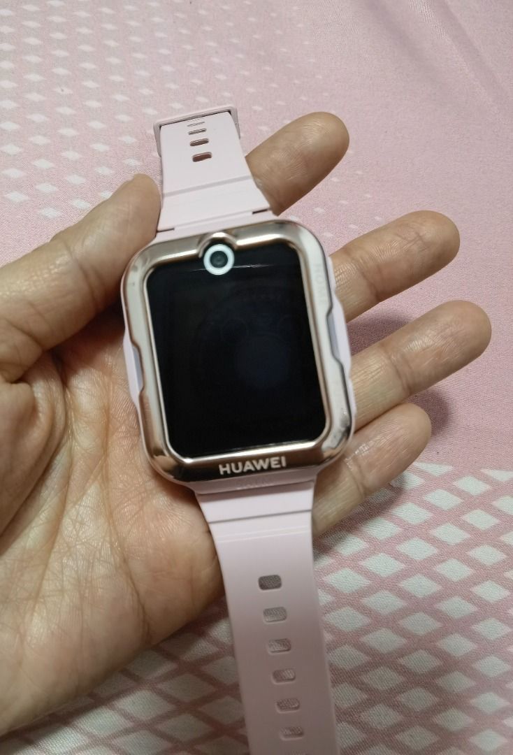 Huawei kids watch 4pro, Babies & Kids, Babies & Kids Fashion on Carousell