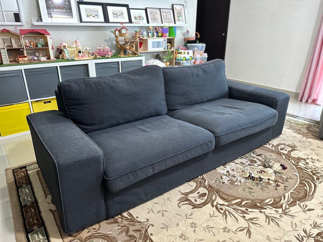 Kivik 3 shop seater