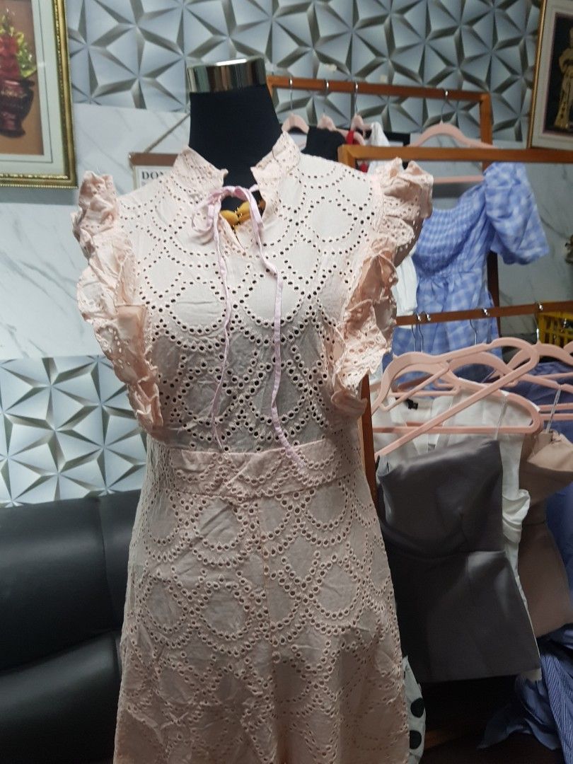 Romper Eyelet (Category: Rompers) located in Quezon City. Submitted by minned (Listing ID 1217616777, Image 3). Description: Brandnew Romper Large Size Light Pink Color MOP Gcash or Cod MoD Pick up or shipping.