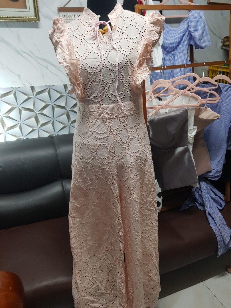Romper Eyelet (Category: Rompers) located in Quezon City. Submitted by minned (Listing ID 1217616777, Image 2). Description: Brandnew Romper Large Size Light Pink Color MOP Gcash or Cod MoD Pick up or shipping.
