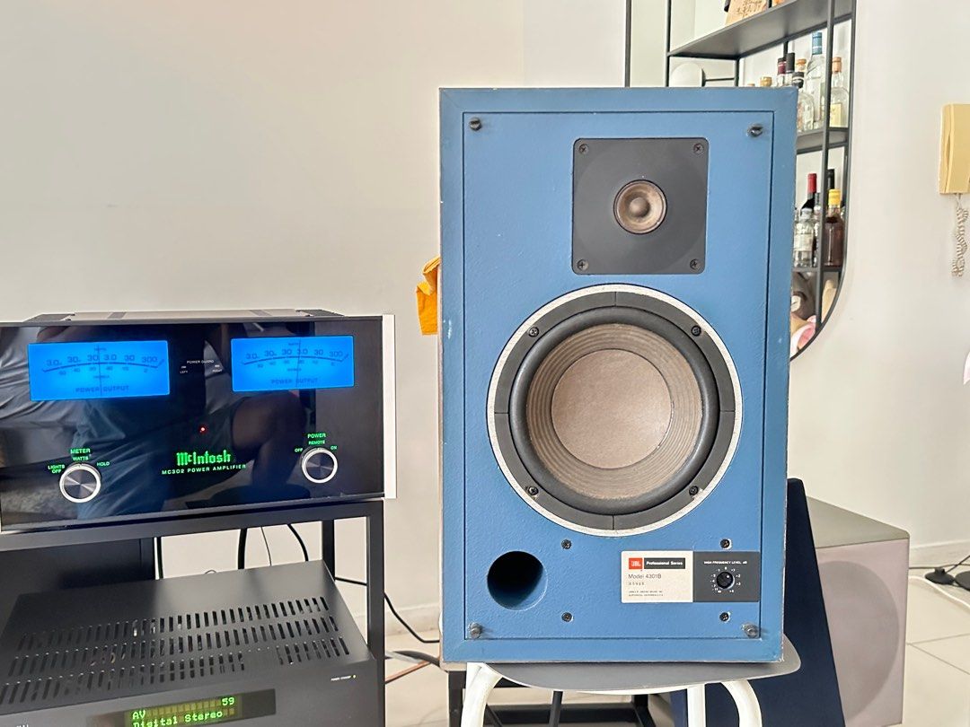 Jbl 4301B studio monitor, Audio, Soundbars, Speakers