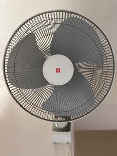 （分類：）位於 。 由 elcalee 提交（商品編號 1217663565，圖片 1）。簡介： 。