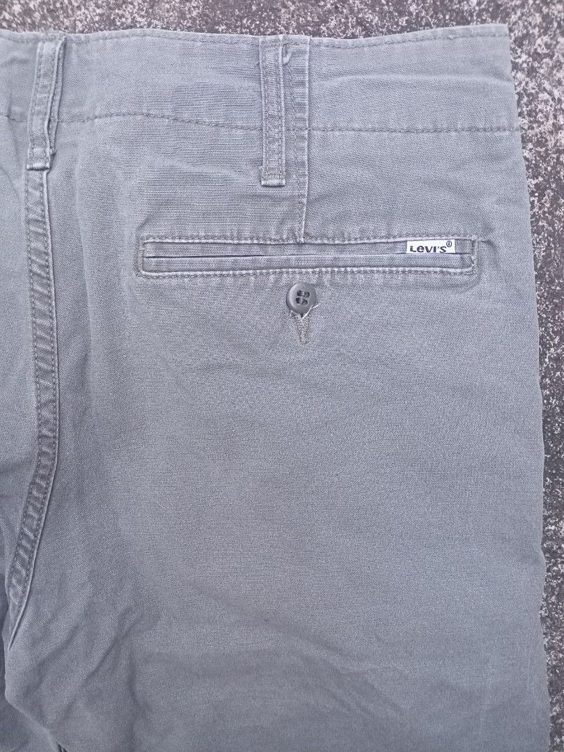 Levi's Two Horse Brand Chinos, Men's Fashion, Bottoms, Chinos on Carousell
