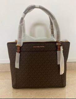 (Category: ) located in . Submitted by worthitshopsg (Listing ID 1217741847, Image 1). Description: .