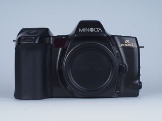 Minolta Alpha 8700i SLR Camera