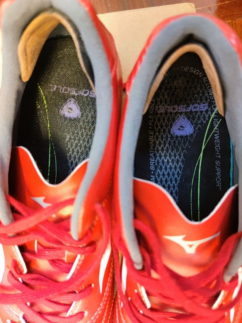 Extra wide cleats best sale
