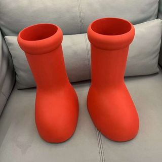 由 hycfashion (刊登 ID 1217801607，圖片 1) 提交，位於 的 (類別：)，說明：。