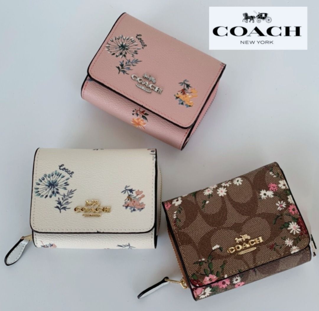 Coach coin hotsell purse floral