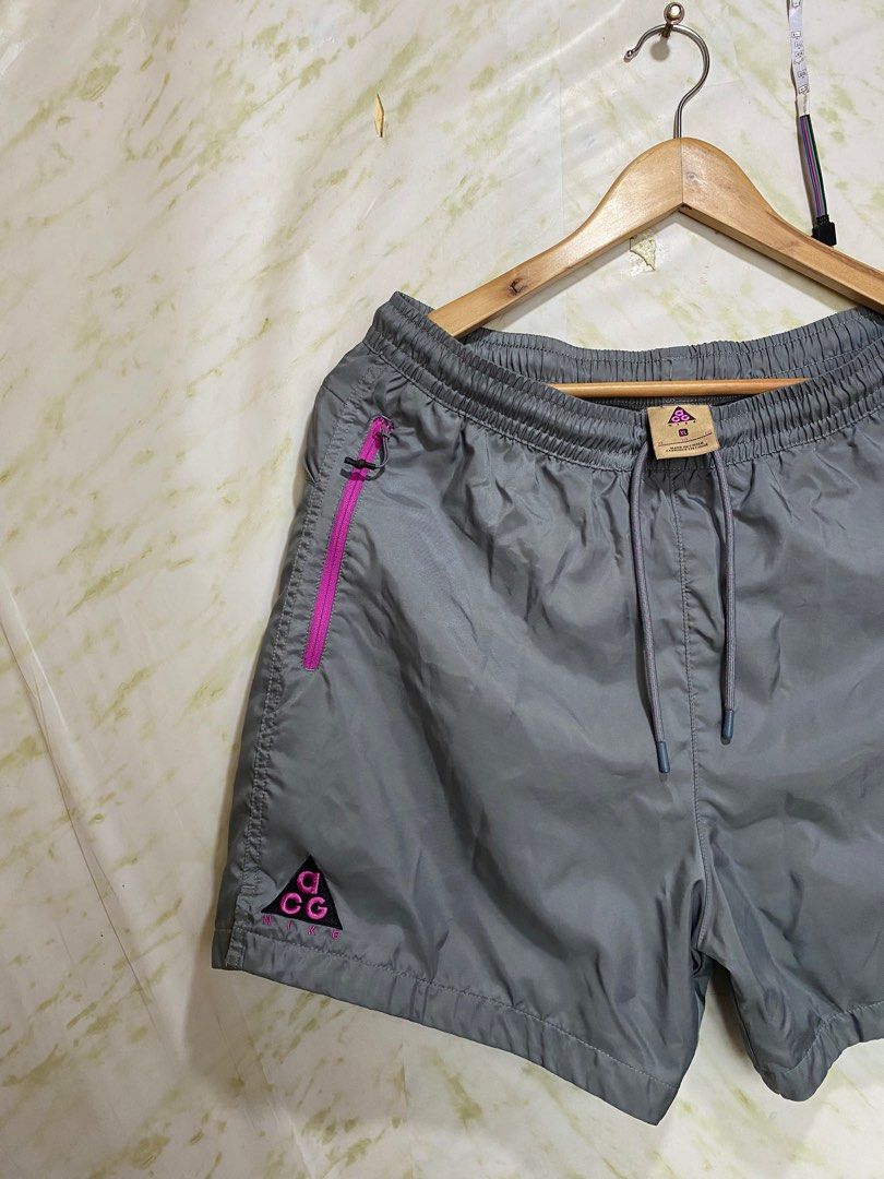 acg woven shorts