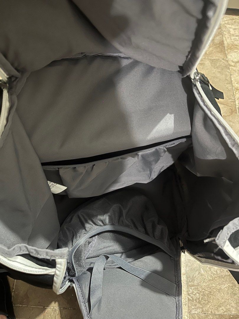 Nike Elite Quad Zip System Hoops Basketball Backpack/Black/White / XL