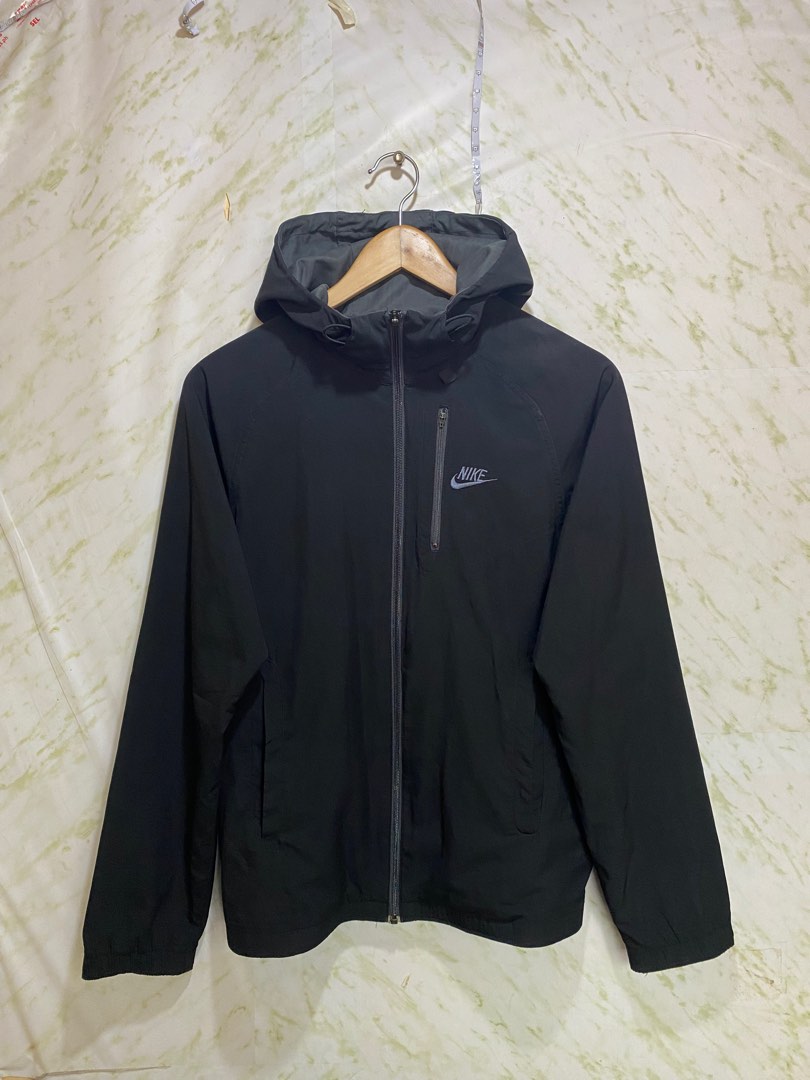nike windrunner track jacket