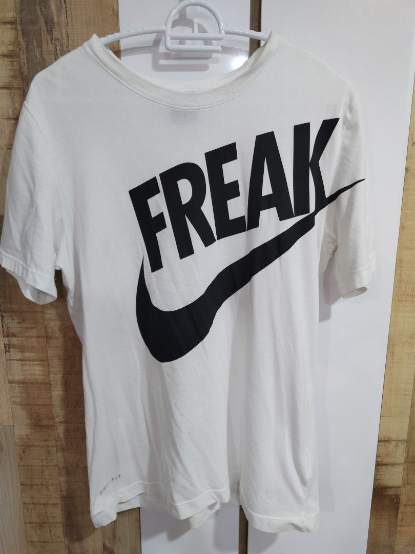NIKE GIANNIS FREAK TEE Size M