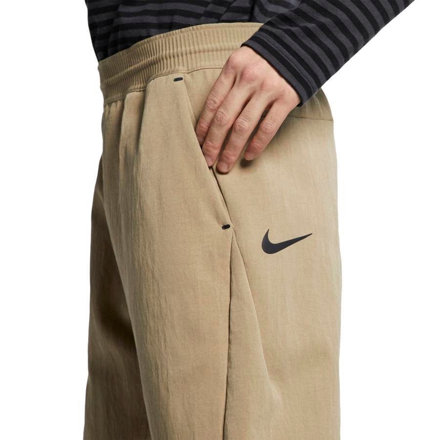 Ar1562 nike on sale