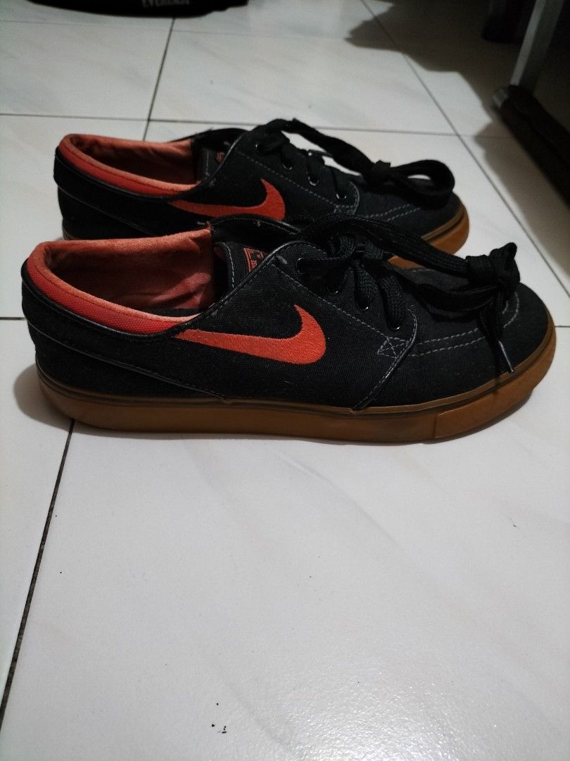 women nike janoski