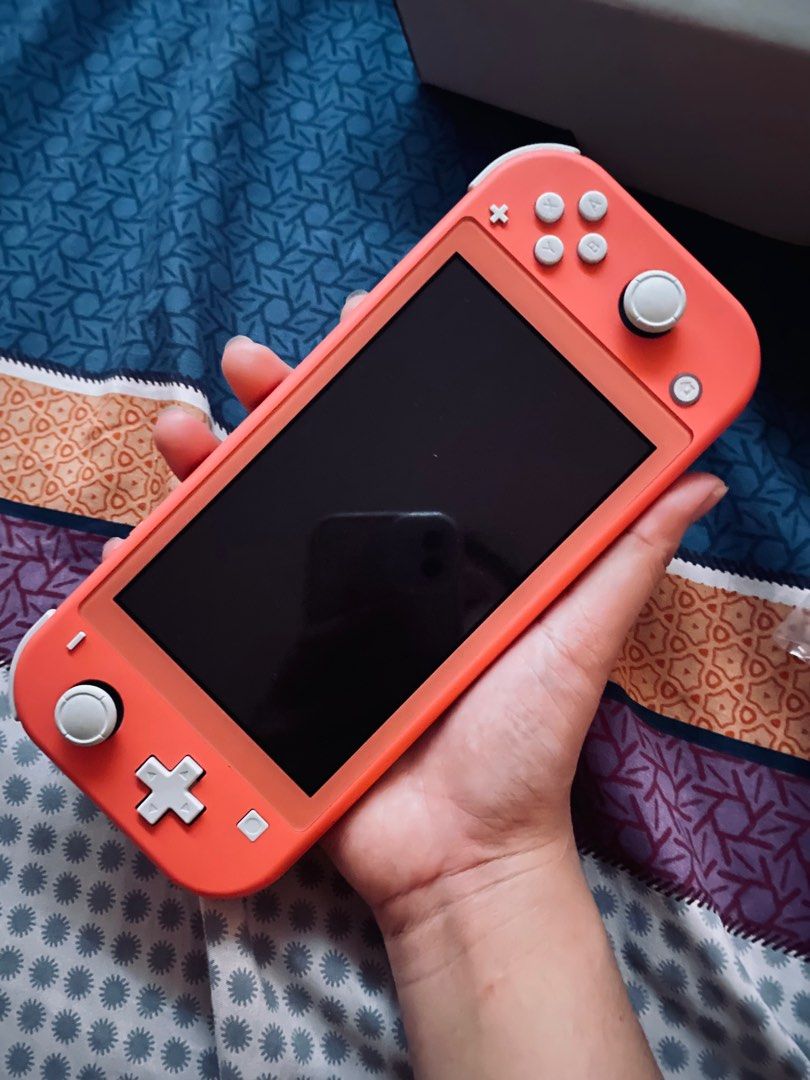 Nintendo Switch Lite (Coral Pink), Video Gaming, Video Game Consoles ...