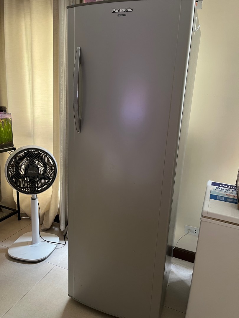 Panasonic Upright Freezer 10.8cuft, TV & Home Appliances, Kitchen