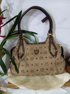 (Kategori: ) berada di . Dikirim oleh prelovedbags_sweety (ID iklan 1217619021, Gambar 1). Deskripsi: .