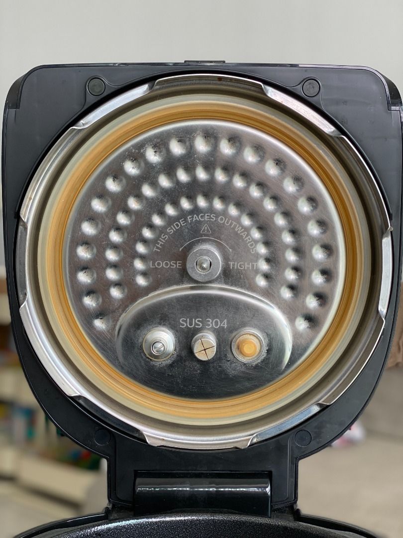 Philips pressure cooker HD2145, TV & Home Appliances, Kitchen Appliances, Cookers on Carousell