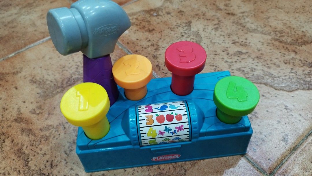 Playskool hammer and peg toy Hobbies Toys Toys Games on