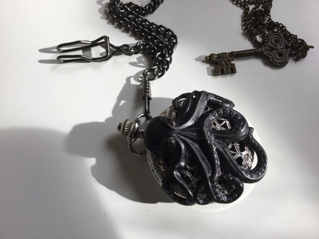 Kraken pocket 2025 watch