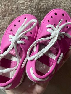 Preloved Crocs Boat Shoes for Kids C7