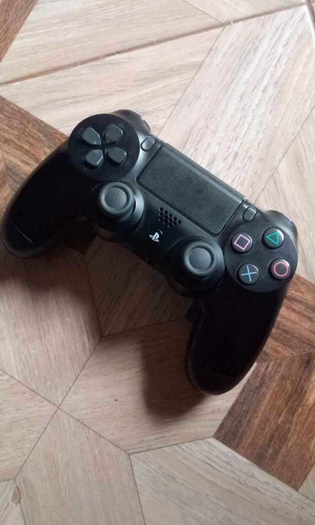 PS4 PHAT 10.01 - 500GB (Category: PlayStation) located in Caloocan City. Submitted by reddariosa08189 (Listing ID 1217793269, Image 2). Description: PS4 PHAT 500GB 10.01 - SOFTWARE 💸 7000 - CONSOLE + 2 ORIGINAL CONTROLLER 💸7500 - CONSOLE + 2 ORIGINAL CONTROLLER + 2 PHYSICAL GAMES 💸8000 - CONSOLE + E ORIGINAL CONTROLLER + 4 GAMES NO ISSUE / PLUG AND PLAY DM FOR MORE DETAILS..