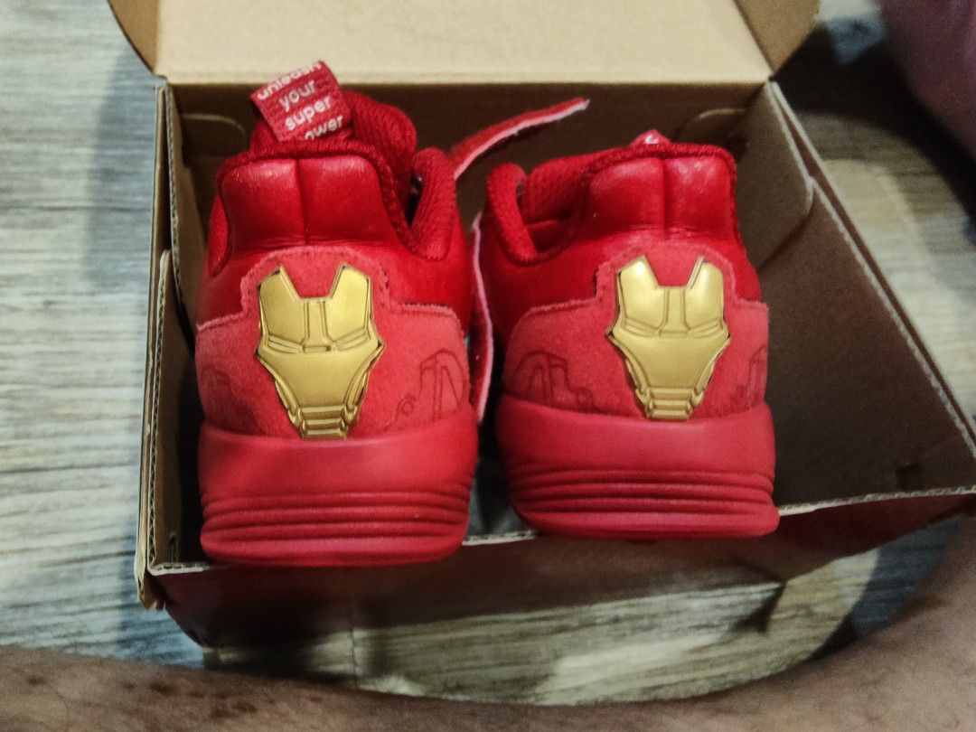Adidas red 2025 iron man rapida
