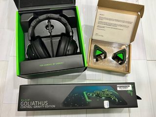 Razer combo ( Headphone, Kitty Ear, Mouse Pad)