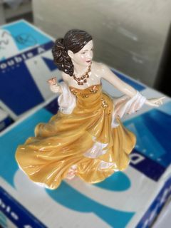 Royal Doulton Figurine - Thank You - HN5099 皇室貴族陶瓷公仔
