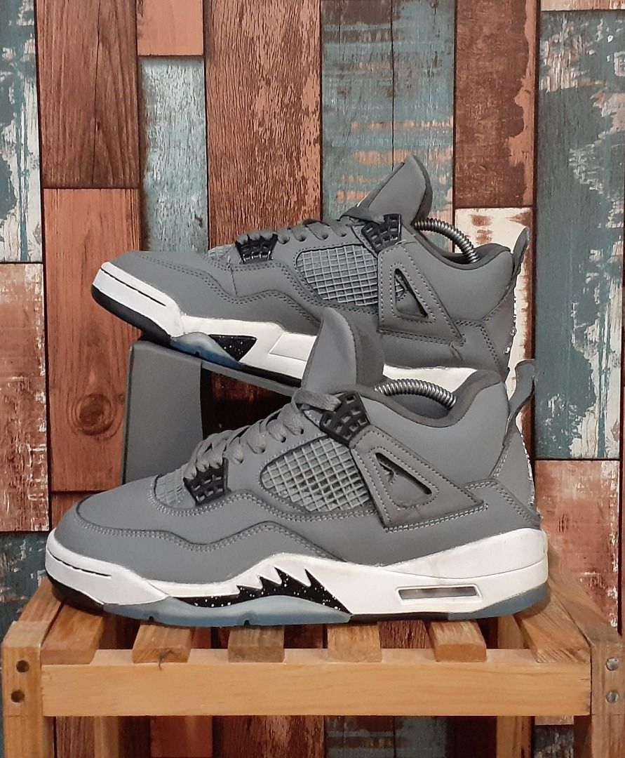 sepatu air jordan 4