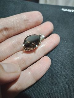 (Category: ) located in . Submitted by closet_box (Listing ID 1217736120, Image 1). Description: .