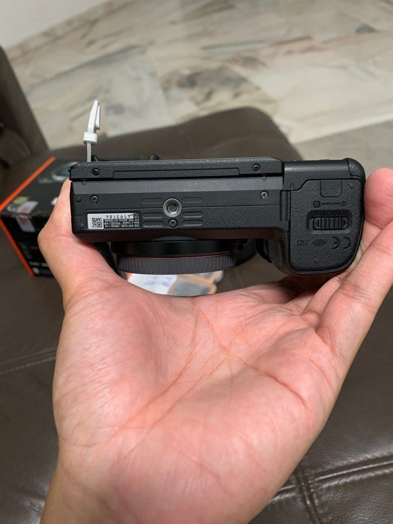 Sony A6400 Mirrorless Camera, Photography, Cameras on Carousell