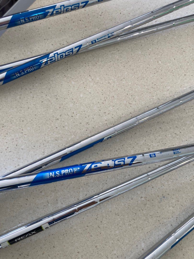 TaylorMade M2 irons set, Sports Equipment, Sports & Games, Golf on
