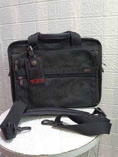 Tumi laptop