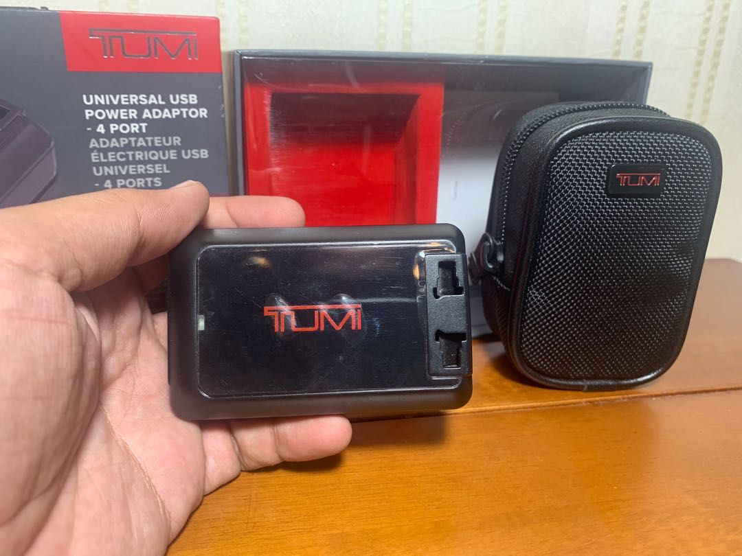 Tumi Universal USB Power Adapter - 4 Port, Barang Mewah, Aksesoris di ...