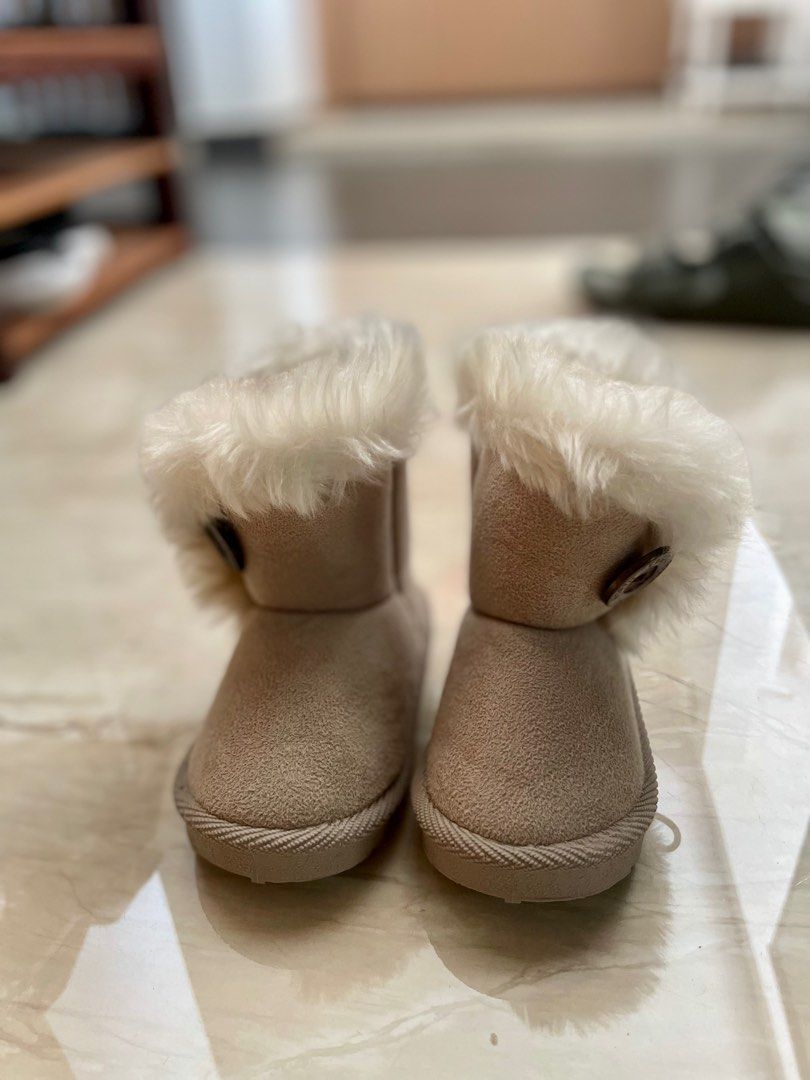 UGG baby shoes Babies Kids Babies Kids Fashion on Carousell