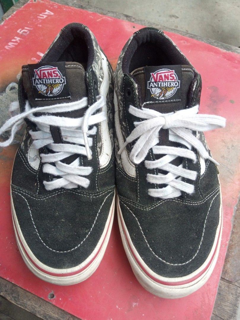 Vans anti on sale hero shoes