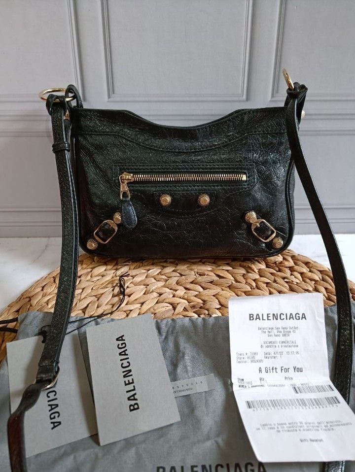 Balenciaga hip discount black