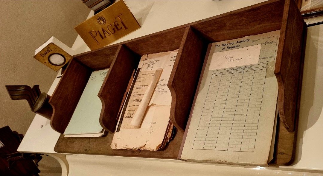 Vintage document tray / file sorter / in out tray / forms tray, Hobbies