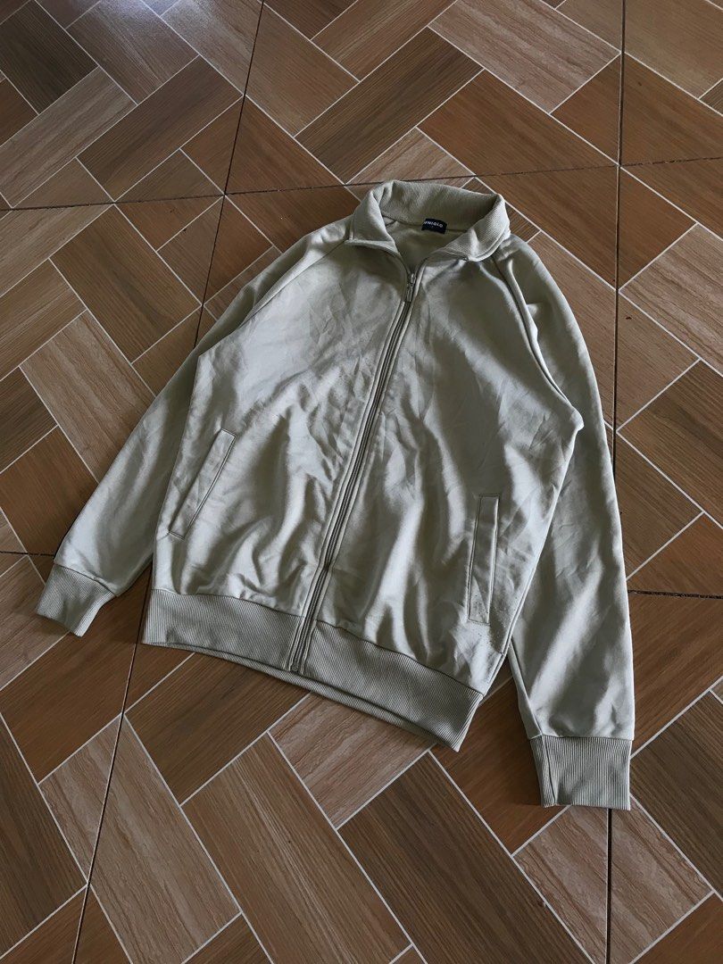 Uniqlo online track jacket
