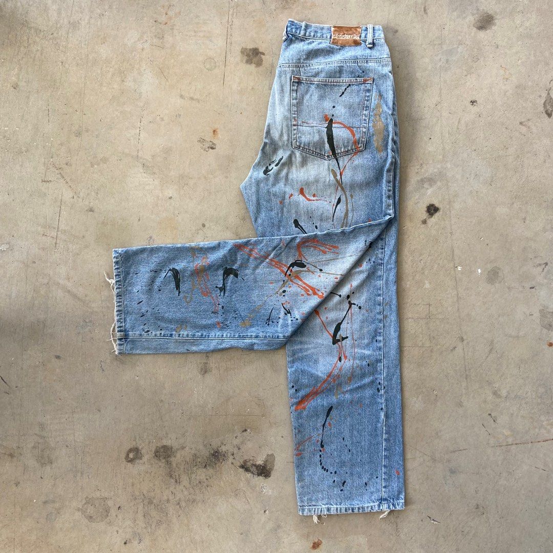 Vtg akademiks paint splatter jean, Men's Fashion, Bottoms, Jeans on  Carousell