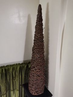 Wooden Christmas tree with free decors