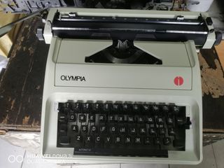 13carriage sami standard Olympia manual typewriter
