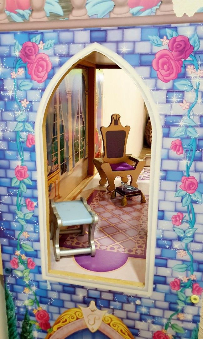1.5m tall Disney Castle Doll House, Hobbies & Toys, Toys & Games on