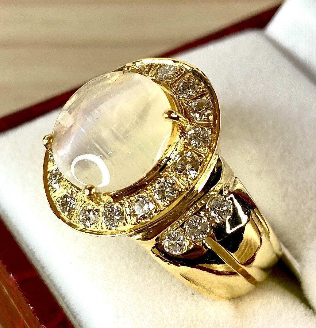 Clearance Sales-20K Yellow Gold Opal Diamond Lady Ring