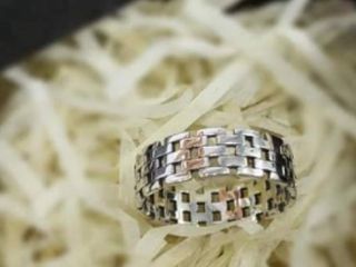 (Category: ) located in . Submitted by audzshop (Listing ID 1217838554, Image 1). Description: .