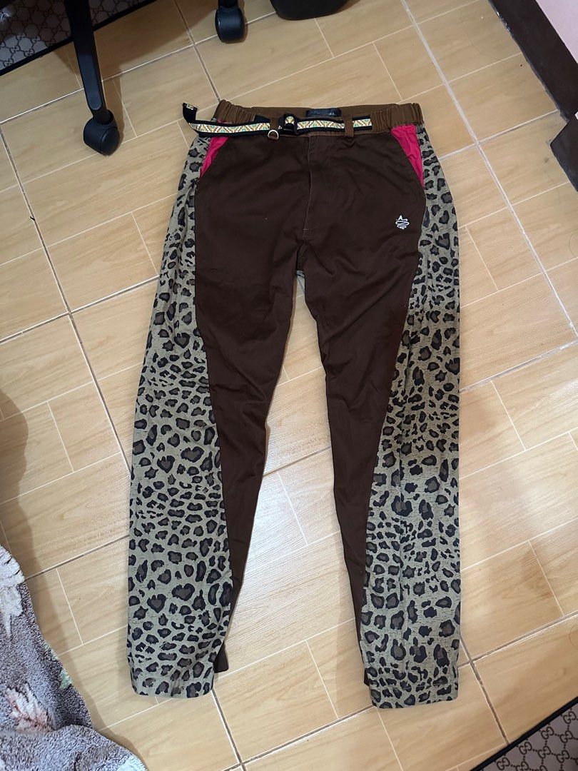 💥 500 EACH 🫶🏻 (Category: Jeans) located in Orion. Submitted by whoknew.vtg (Listing ID 1217847756, Image 3). Description: Cross jeans W30 L42 TOUGH jeans W30 L41 Leopard print W30 L41 PACSUN W38 L44 French dressing jeans W30 L43 +shipping DM for detailed pics!.