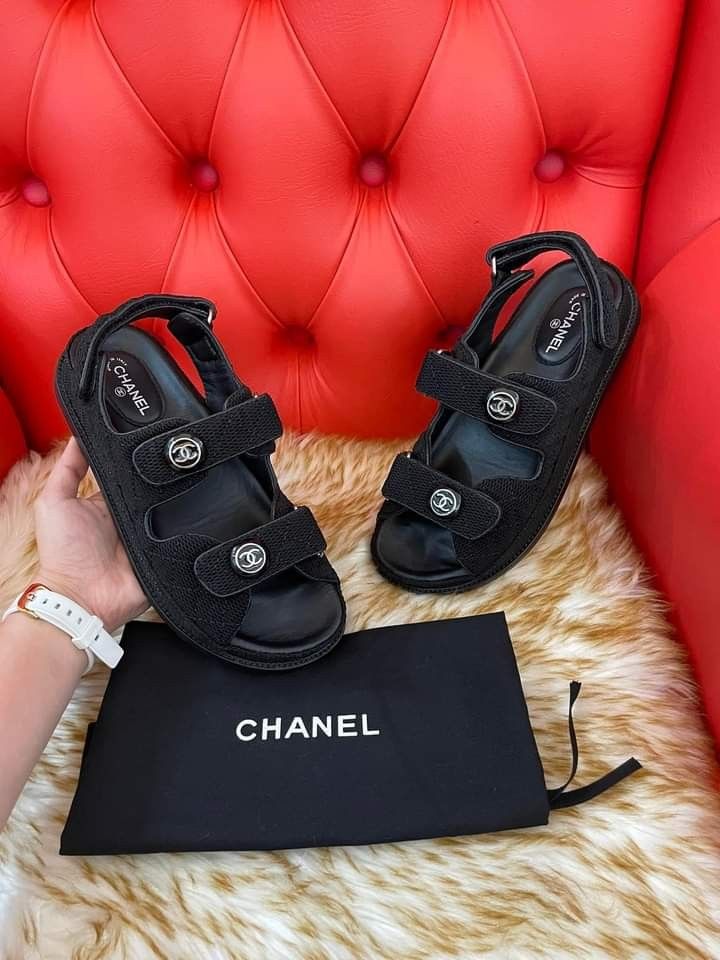 Chanel 2017 Interlocking CC Logo Sandals - Black Sandals, Shoes - CHA908016  | The RealReal