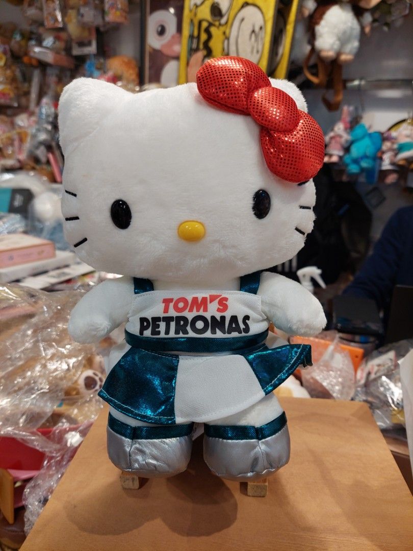Sanrio Tom s Petronas Hello Kitty 25cm Carousell